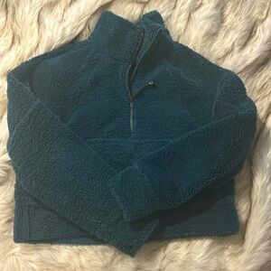 Lululemon cropped fleece